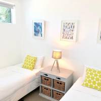 Family Two-Bedroom Apartment with Rooftop Deck