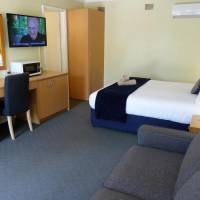 Deluxe Queen Room