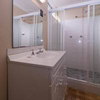 Standard King Twin Room 