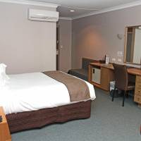 Executive Queen Room