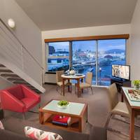 Premier One-Bedroom Apartment