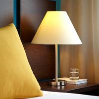 Queen Room - Compact