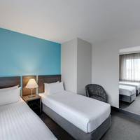 Twin Room - Compact