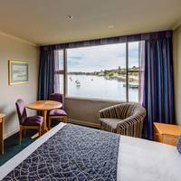 Riverfront King Room - Water Edge (4 Star)