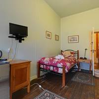 Single Room with Shared Bathroom