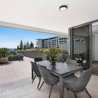 Luxury Three-Bedroom Apartment - Ground Floor