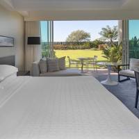 King Room with Terrace and Garden View