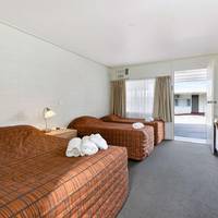 Standard Queen Room with Two Queen Beds - Non Smoking 
