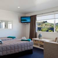 One-Bedroom Family Suite