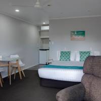 Queen Studio with Spa Bath