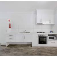 Deluxe 2 Bedroom Cabin - Sleeps 6