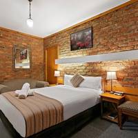 Standard Queen Room