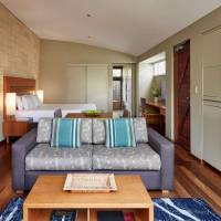 Studio Lake View King Bed