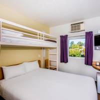 Triple Room with Queen Bed and Bunk Bed Above