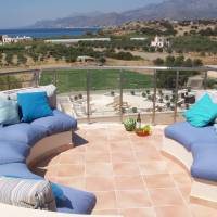 Deluxe One-Bedroom Apartment with Roof Terrace