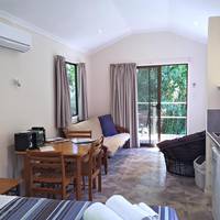 Self-contained B&B Bungalow 