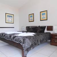 Parrot Aviary Room with Ensuite