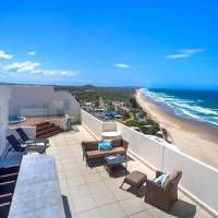 Luxury Three-Bedroom Apartment - Penthouse C