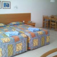 Studio (2 Adults)