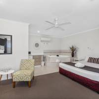 King Room with Spa Bath