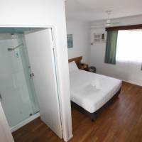 Queen Room - Pet Friendly