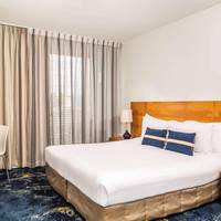 Studio Hotel Room