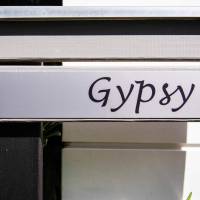 Queen Villa - Gypsy