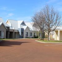 3 Bedroom Bungalow Sleeps 5