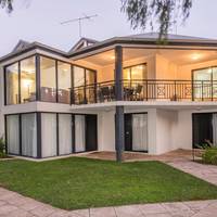 Premier 2 Bedroom+Loft Seaview Spa Apartment Sleeps 8