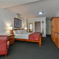 Queen Room - Disability Access