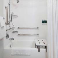 Guestroom King with Tub - Mobility/Hearing Accessible
