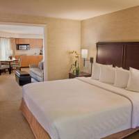 Suite with Kitchenette