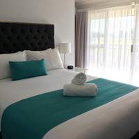 Double or Twin Room with Water View