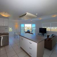 One-Bedroom Apartment with Park View 3N+
