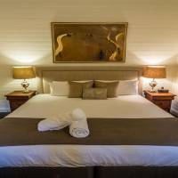 Suite 7 - Mary James
