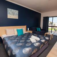 Executive Studio with Spa Bath 