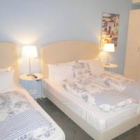 Studio (3 Adults)