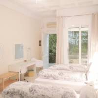 Triple bed studio with garden view