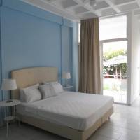Double bed studio with garden view