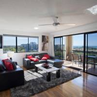 Three-Bedroom Apartment with Private Terrace - Top Floor