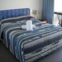 Deluxe Two-Bedroom Apartment with Ocean View