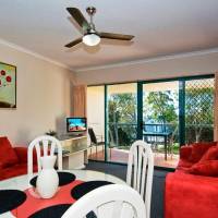 One-Bedroom Apartment with Bay View (Min 7 Nights)