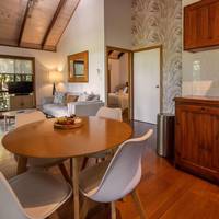 Two Bedroom Cosy Spa Cottage (4 guests)