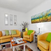One-Bedroom Apartment with Garden View