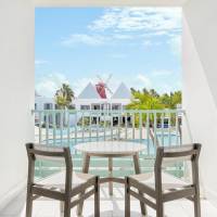 Guest room, 2 Queen, Pool view, Balcony