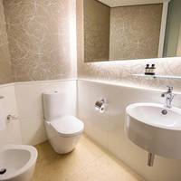 Deluxe Twin Room City View 