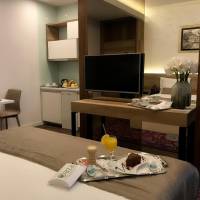 Double Room with Free Airport Shuttle 
