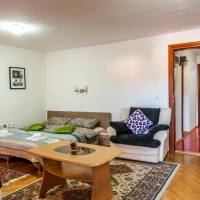One-Bedroom Apartment (5 Adults)