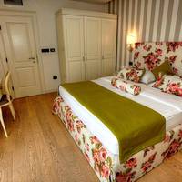 Standard Double/Twin Room