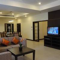 Executive Family Room